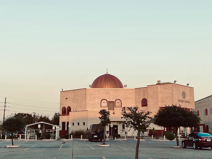 ISGH Masjid Hamza Exterior